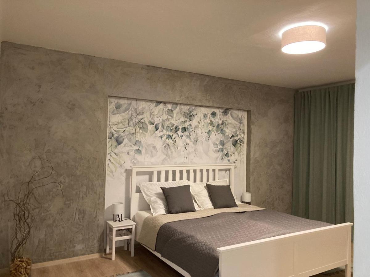 Family Provence Mikulov Apartment Екстериор снимка
